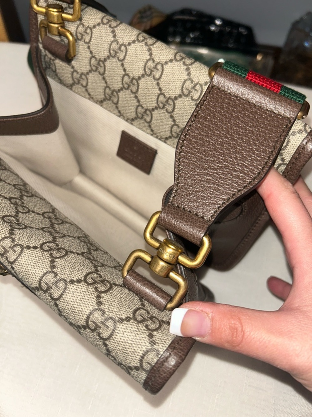 Gucci Neo vintage crossbody bag green & red strap like new excellent condition - Picture 12 of 12